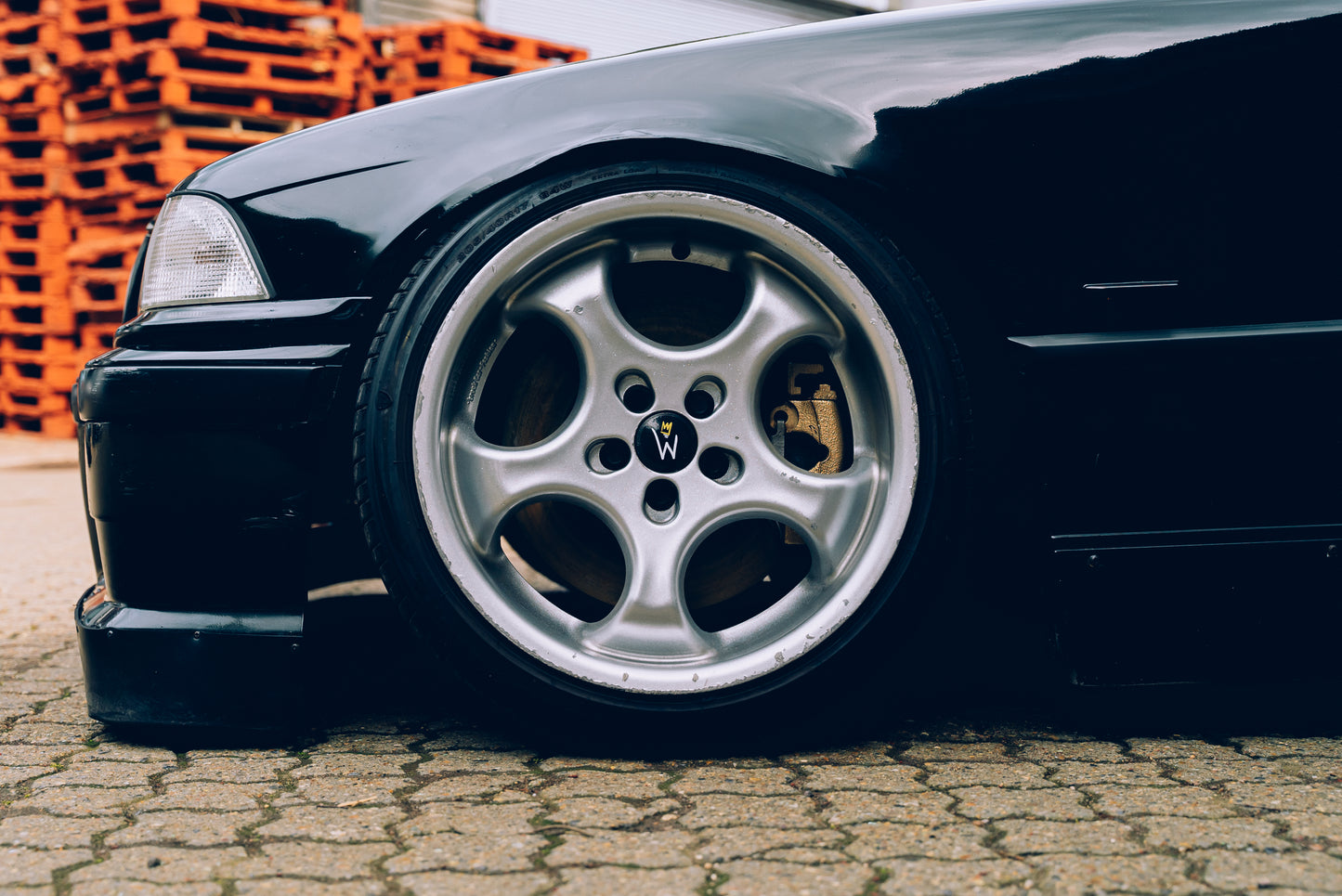 WW Circle Slap Sticker