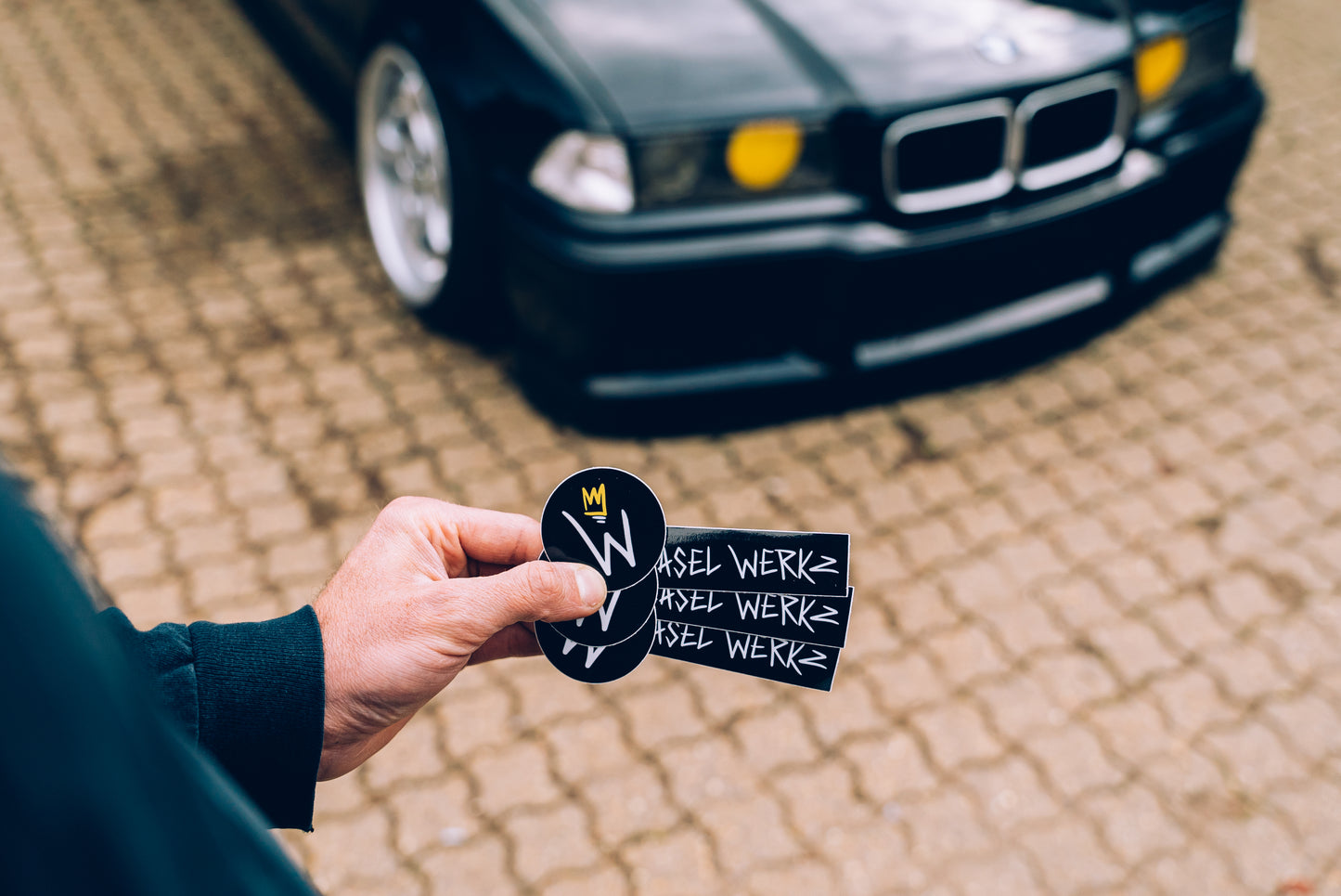 WW Circle Slap Sticker